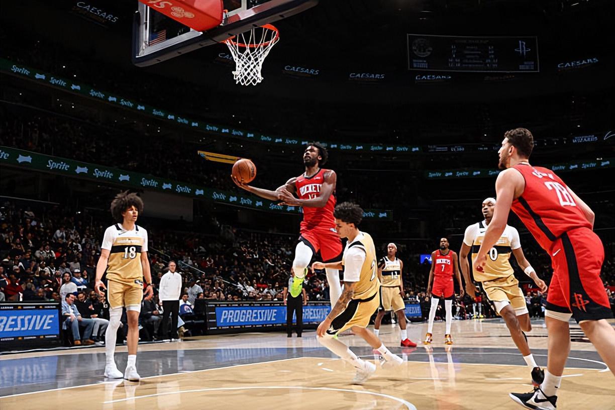 场上作用确实非常明显,但火箭锋线新星的心态发生了明显的变化?